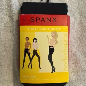 Spanx NWT Size E Reversible tights